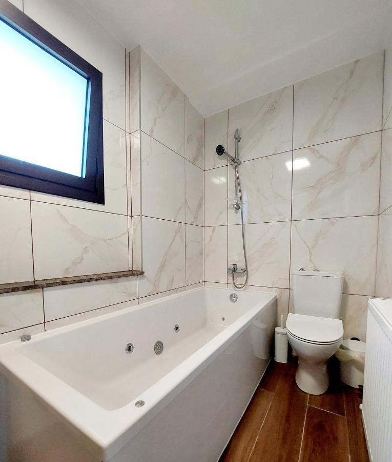 Agros Green Valley Suites リマソール エクステリア 写真